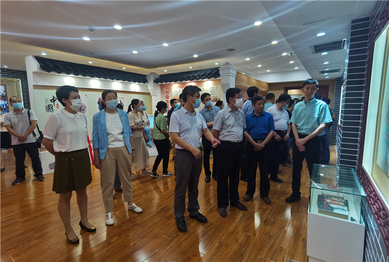 3 参观学习.jpg