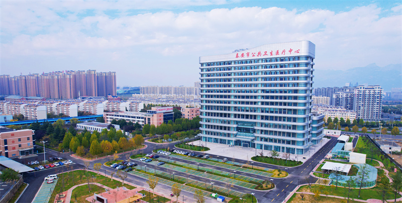 2.医院新貌.jpg